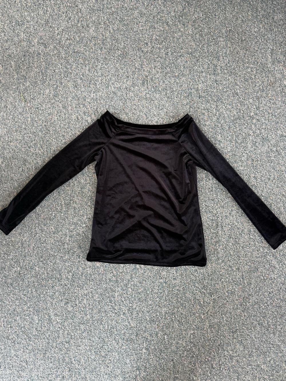 Black Long-Sleeve Off-Shoulder Women’s Top